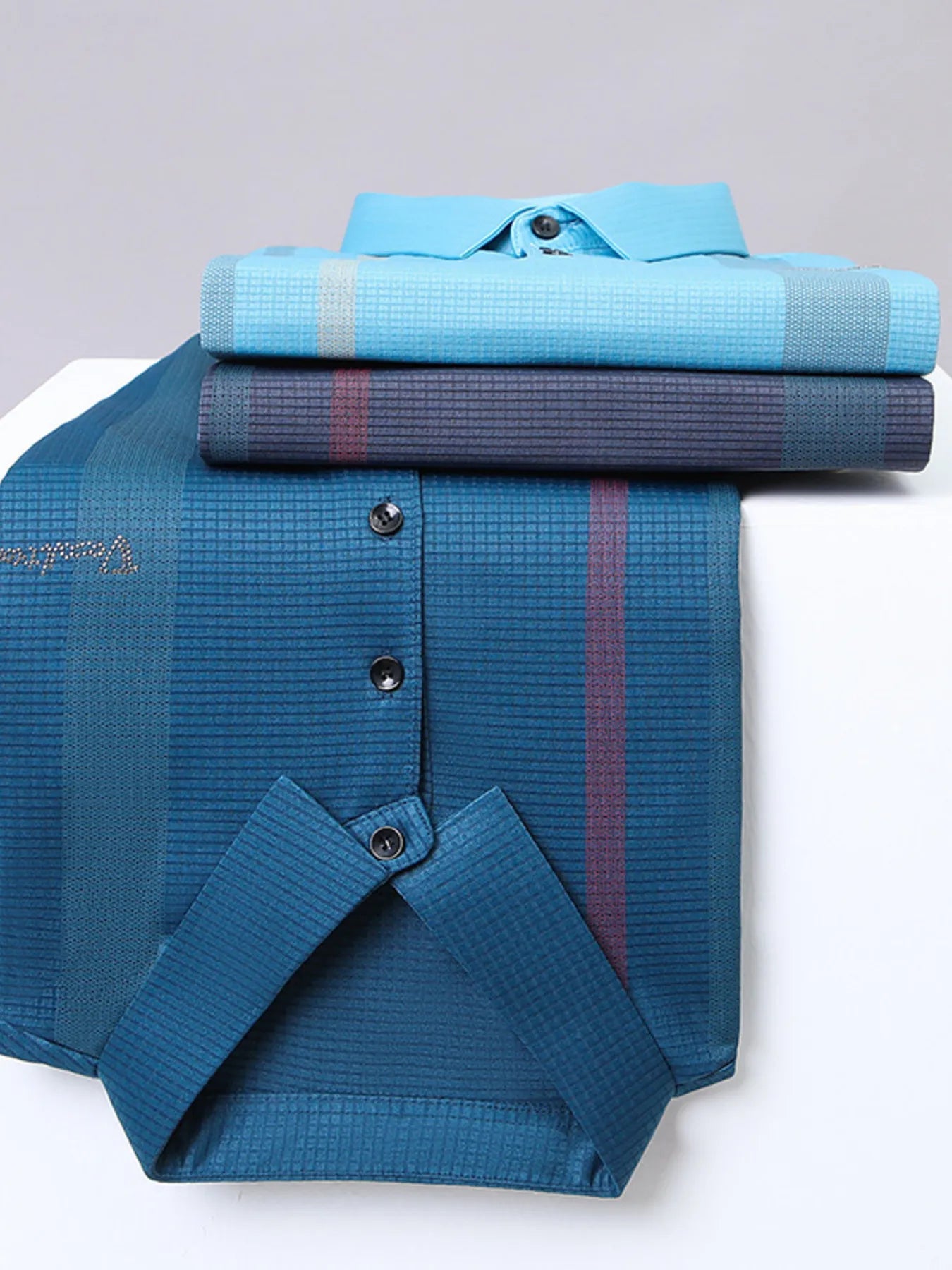 e75cf22e151d403db682bf351f7cc505-Max-Origin