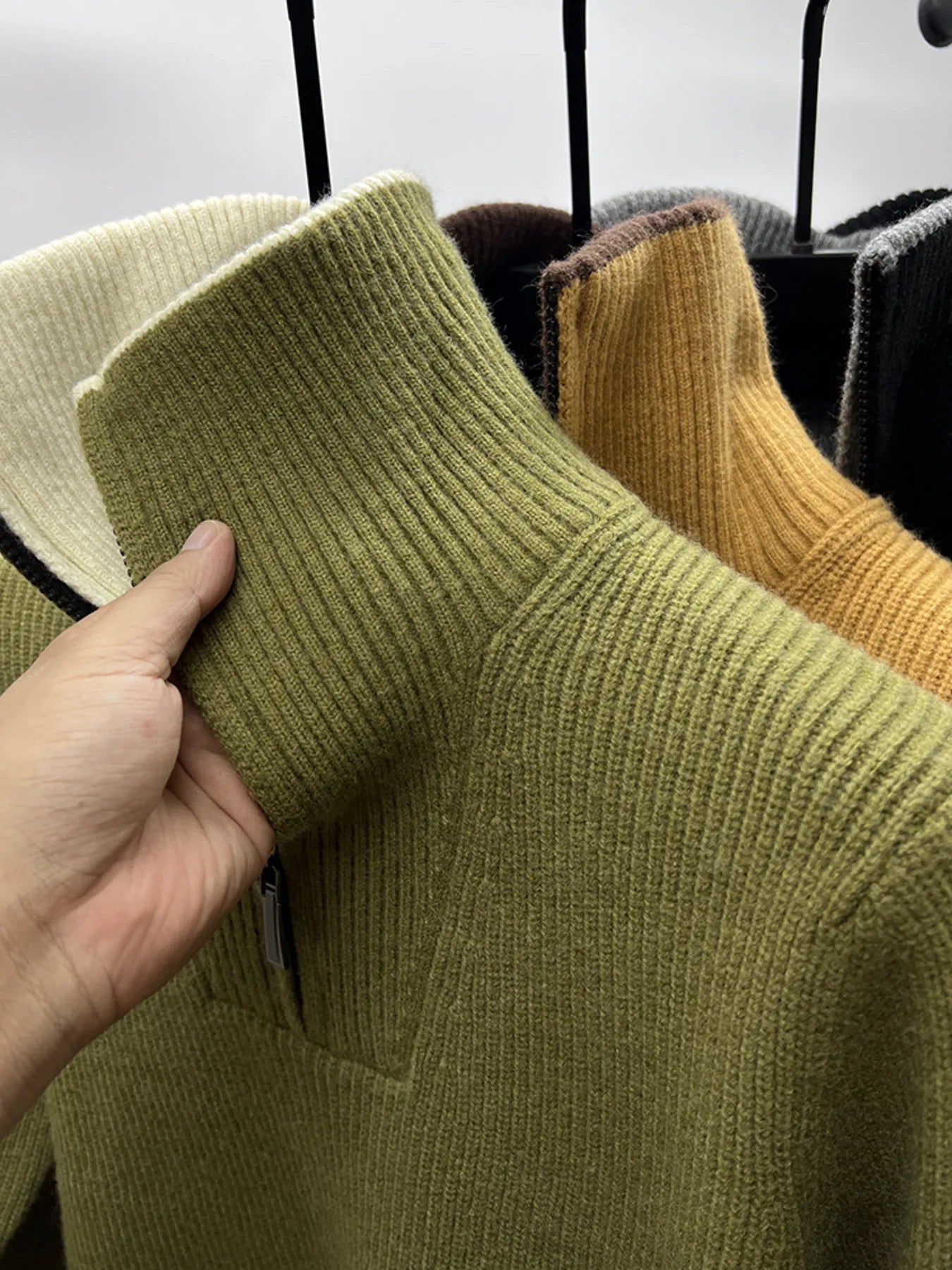 ea70fc80fce3497487cc385cdb6daf08-Max-Origin