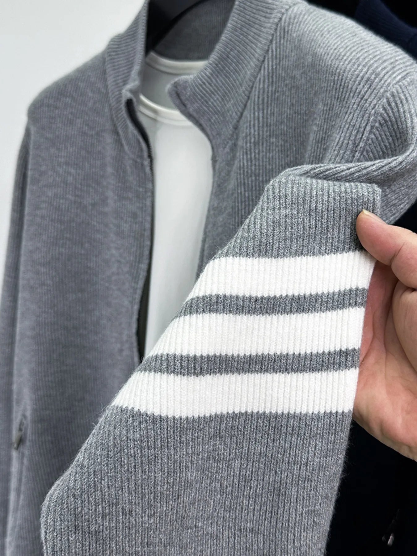 ed878867739b41e994fea873b018dc2b-Max-Origin