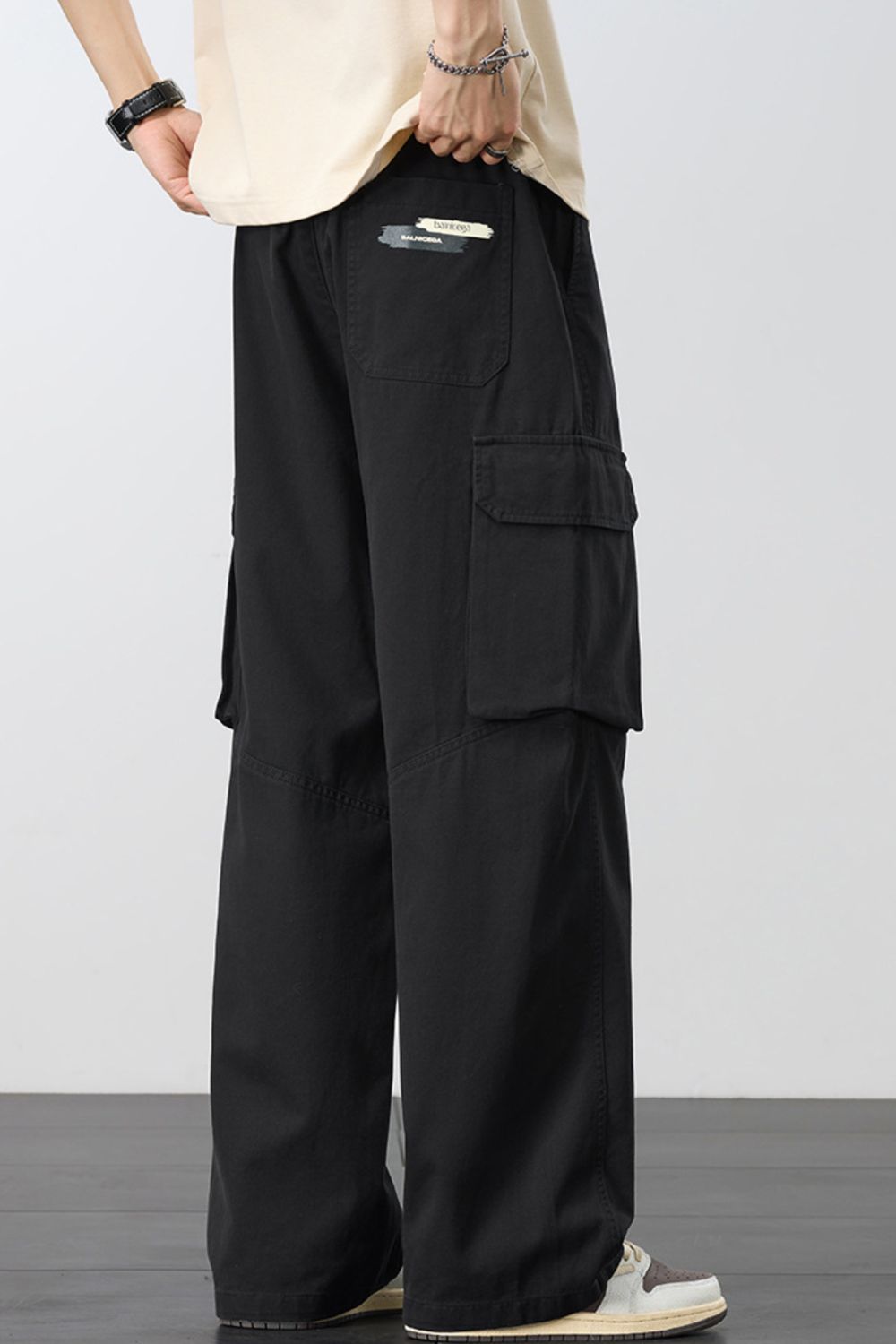 2a1b6f9e-6c76-44ce-8d96-e16f6e150218-Max