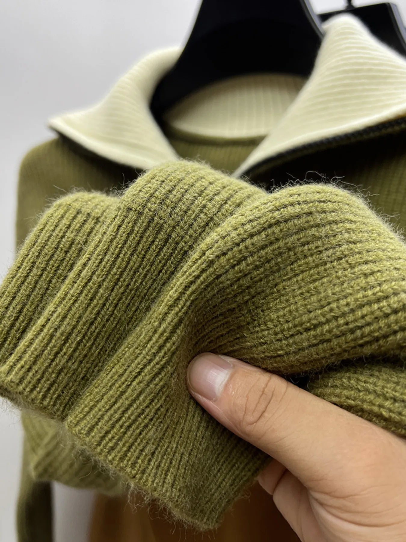 411ac47cb49842809cfb4c2b9c2041bd-Max-Origin