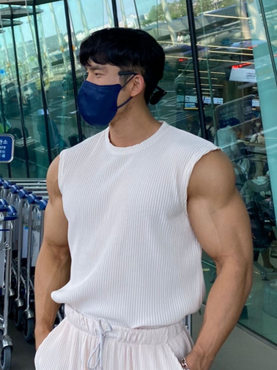 749460ae-8413-4f1d-968a-5fcb68a16664-Max