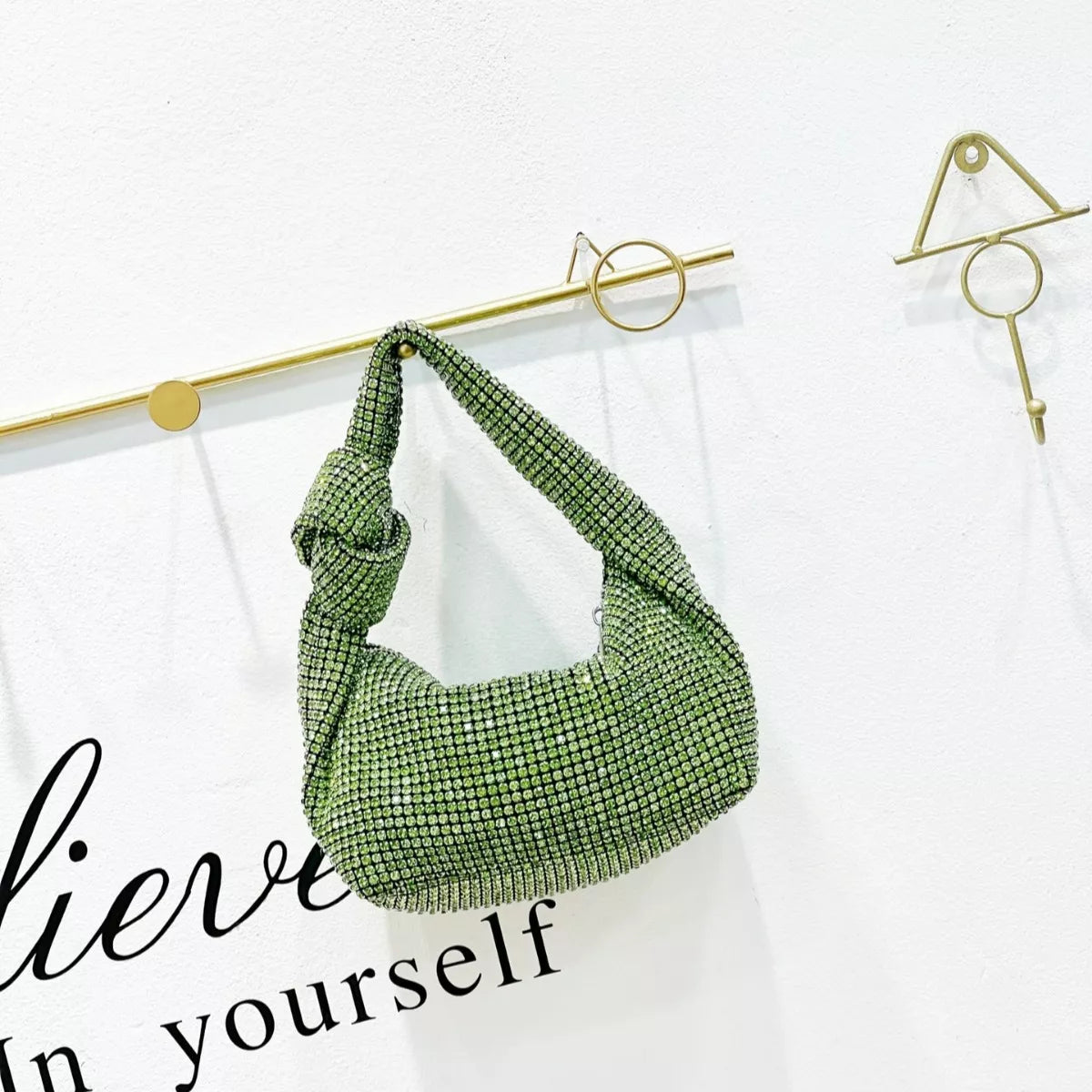 7d877bec-171b-4327-9633-1882406c4ed7-Max-Origin