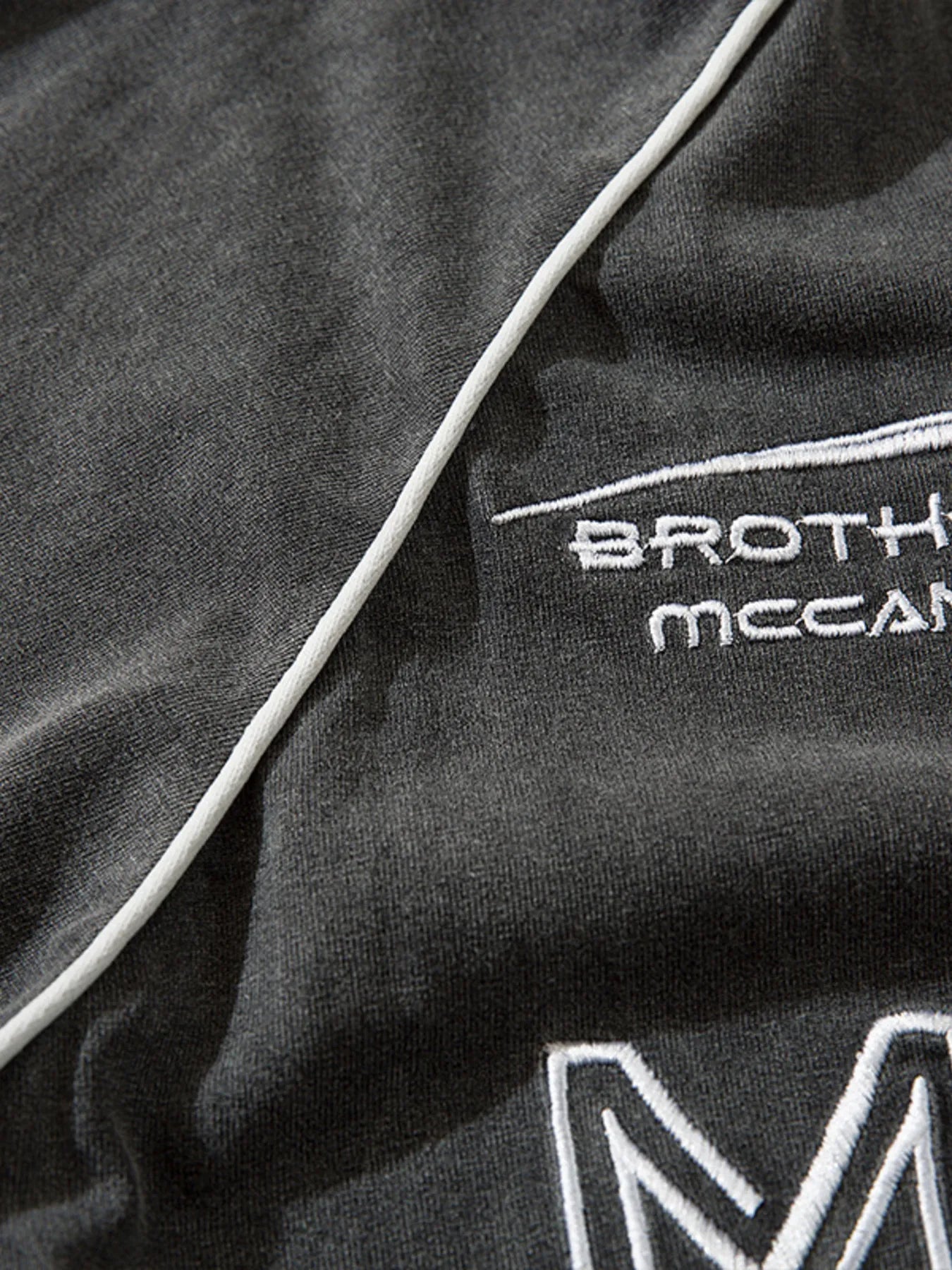 7e2fa155682e445bb8ecefc4ec2eee81-Max-Origin