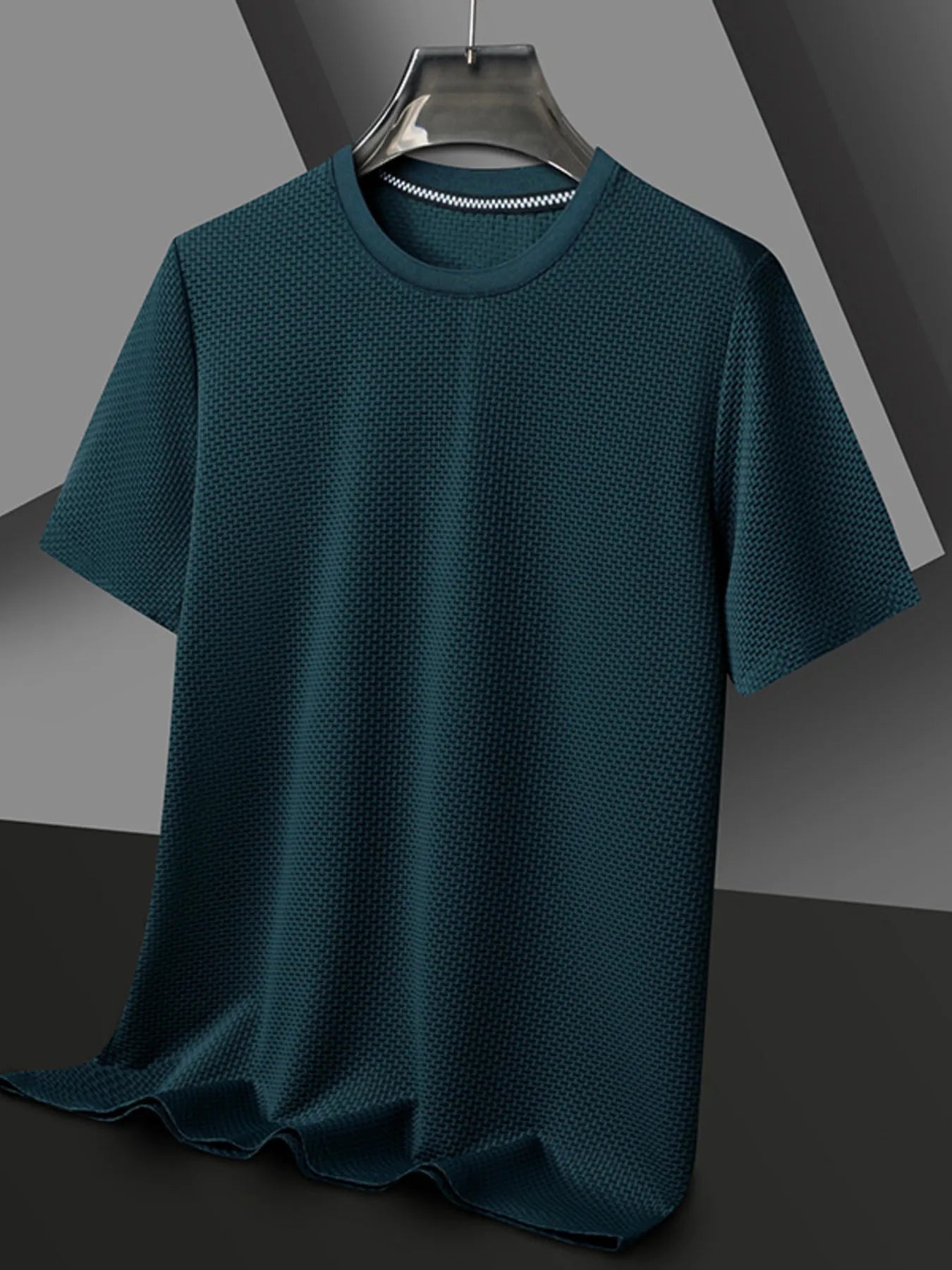 832bf951c25147f381f7b3917827a68b-Max-Origin