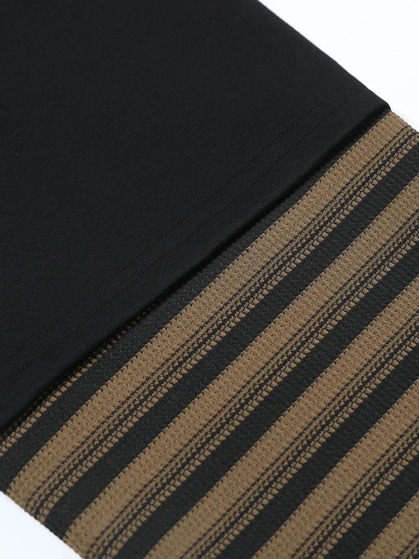 8c8c46141bee4eeba2b1adb457a5ba32-Max-Origin