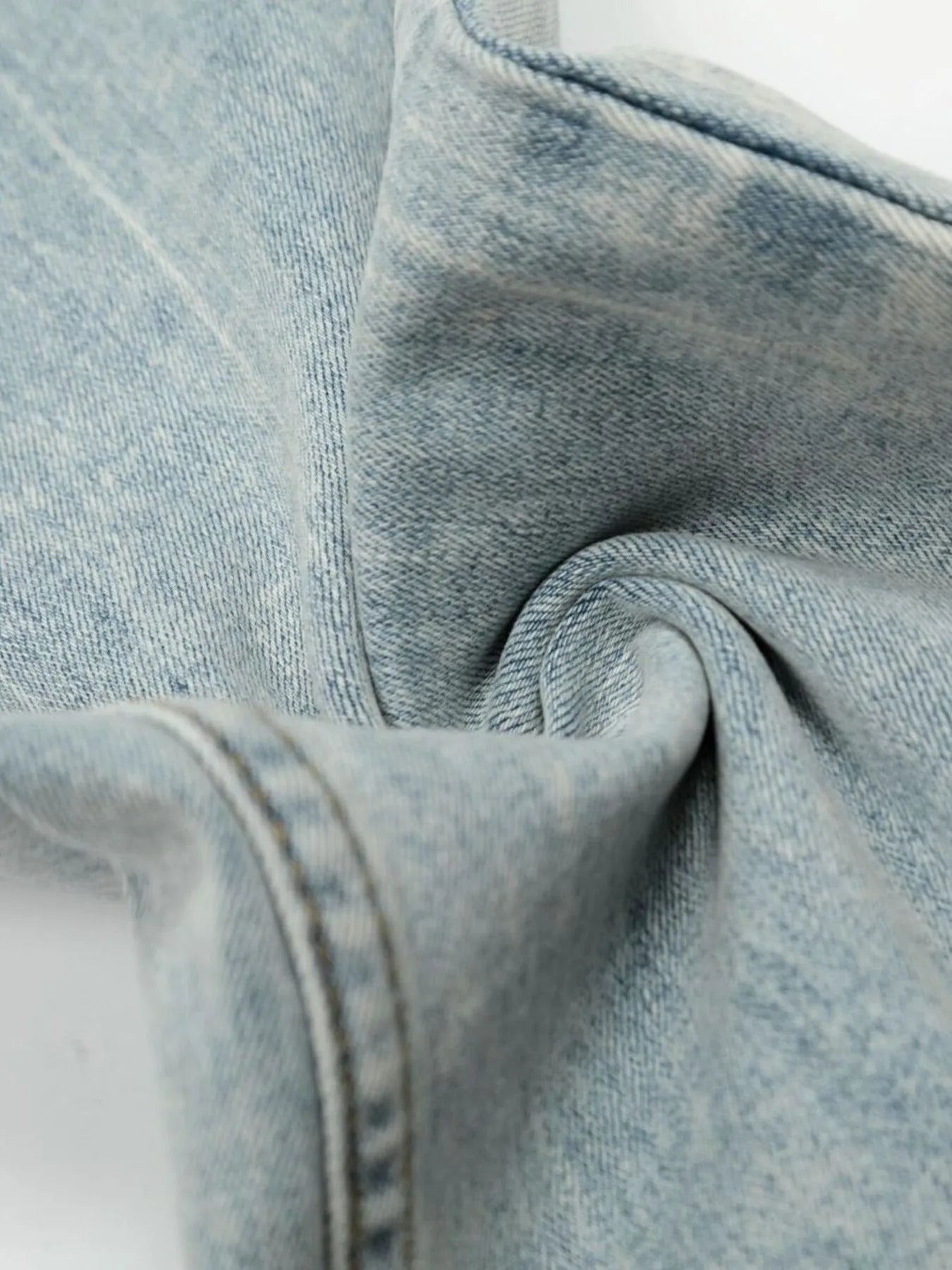 bfe6ea4b9b3f49979155e569bda2b76e-Max-Origin