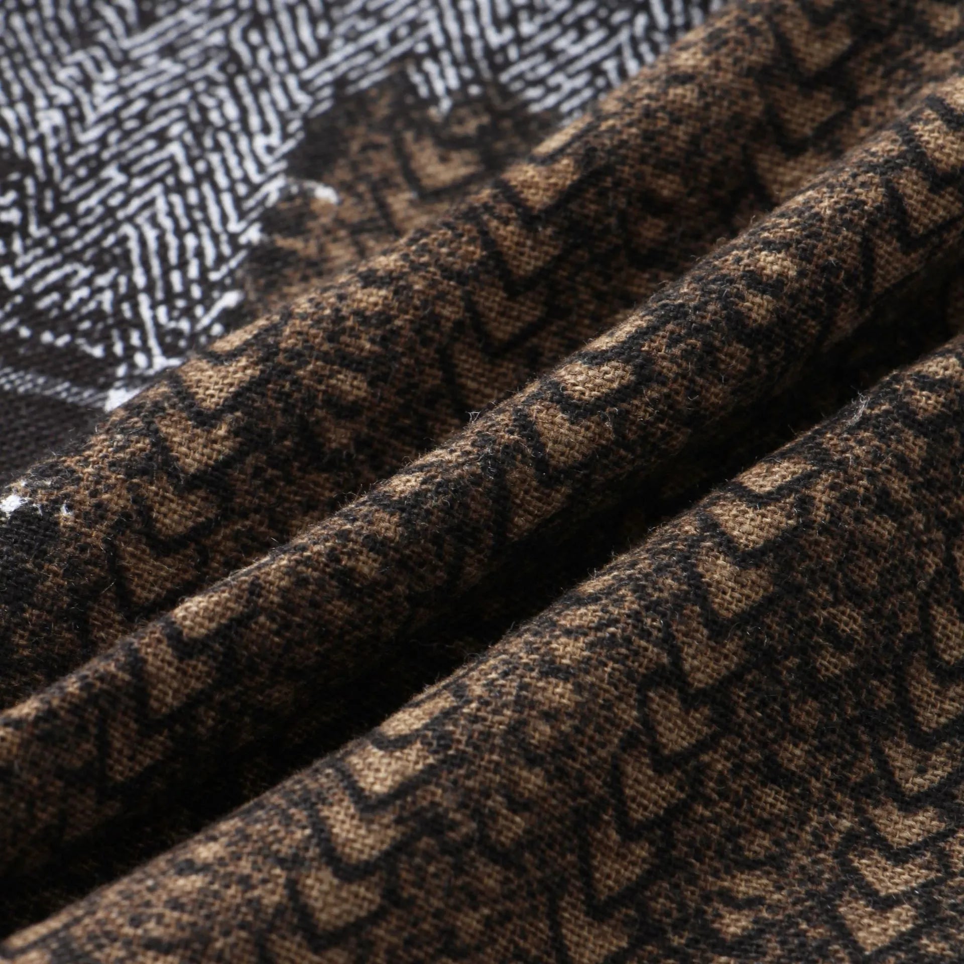 e17e00a549434b448659e874ffb202ec-Max-Origin