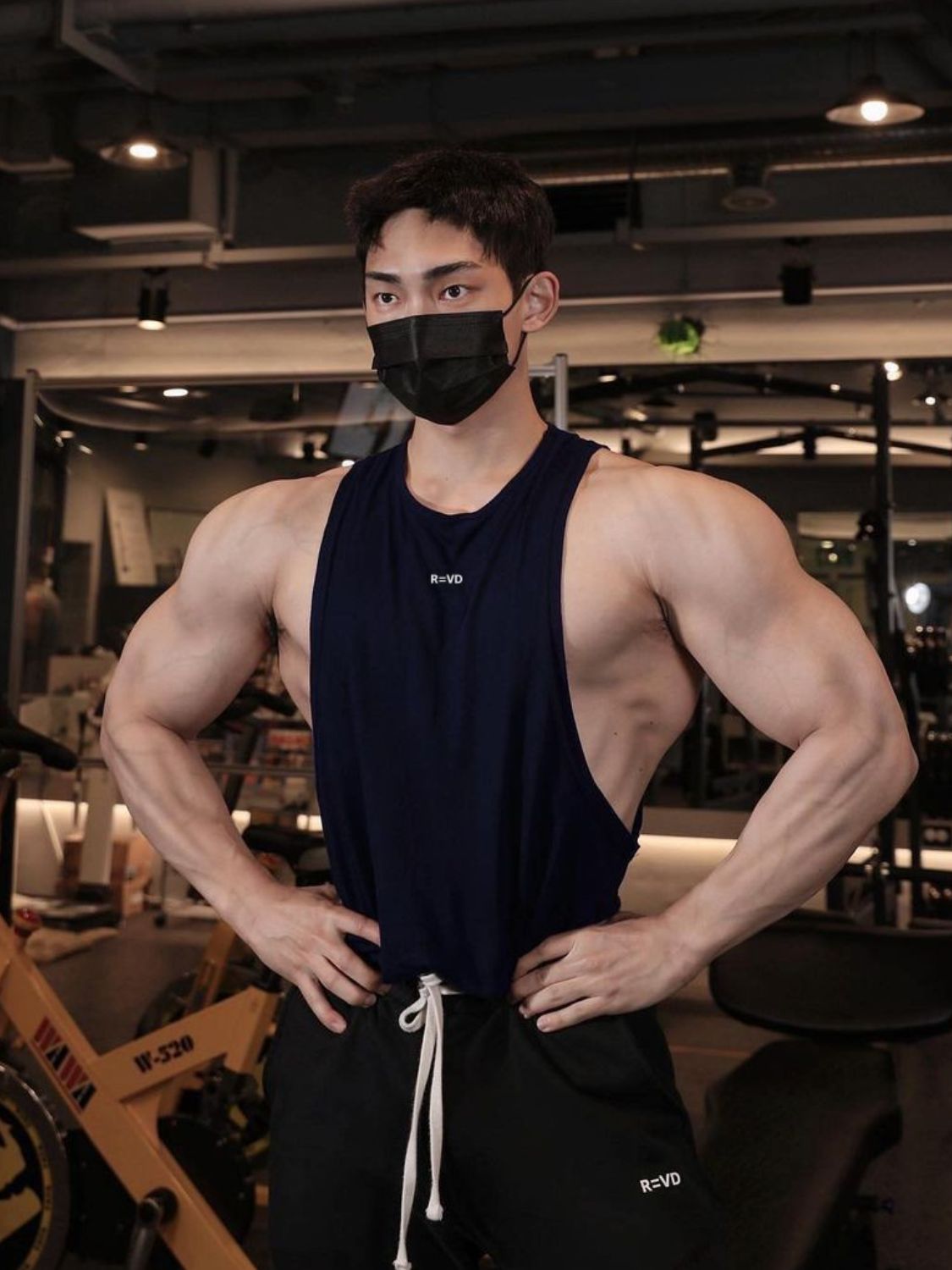 e5b117cd-2896-47d0-8037-297a3e443bfb-Max